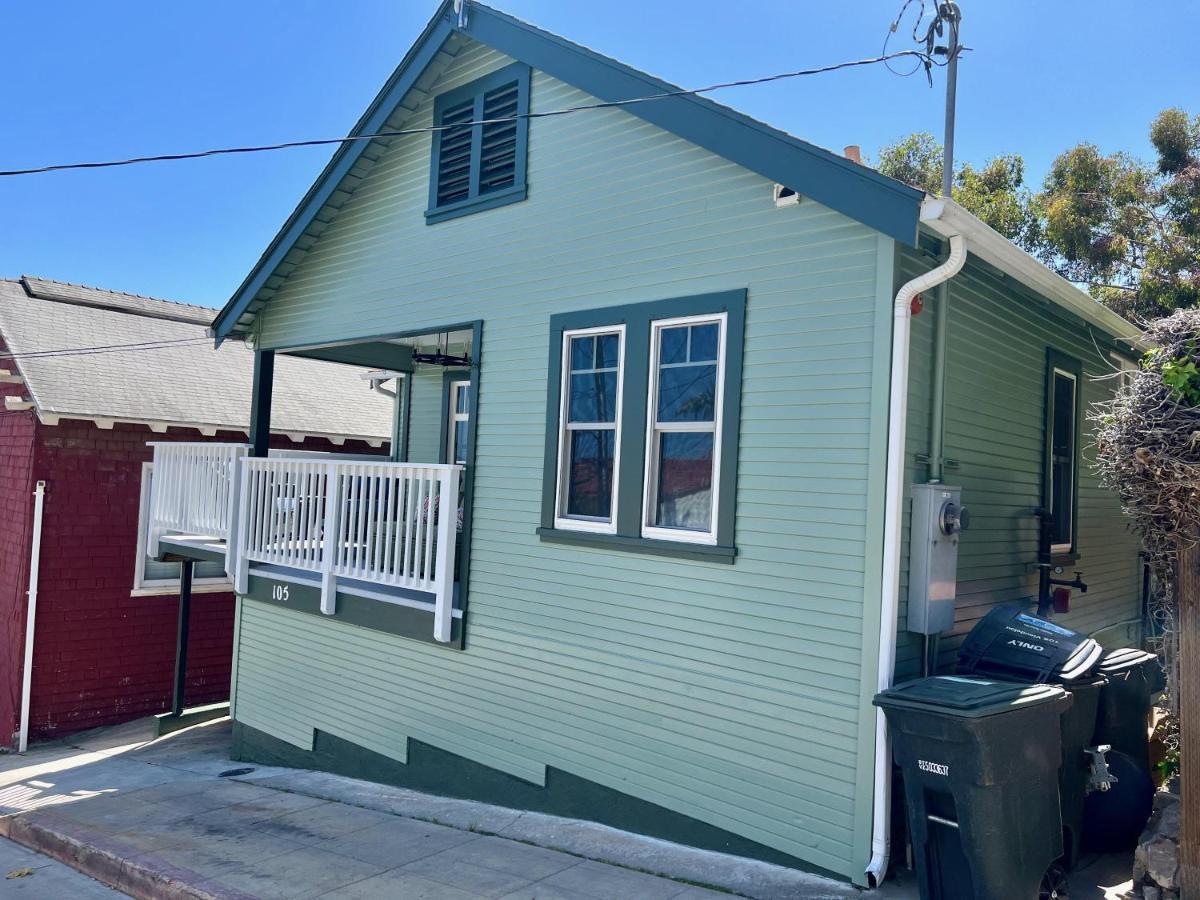 Catalina Three Bedroom Home With Hot Tub And Golf Cart Avalon Exterior photo